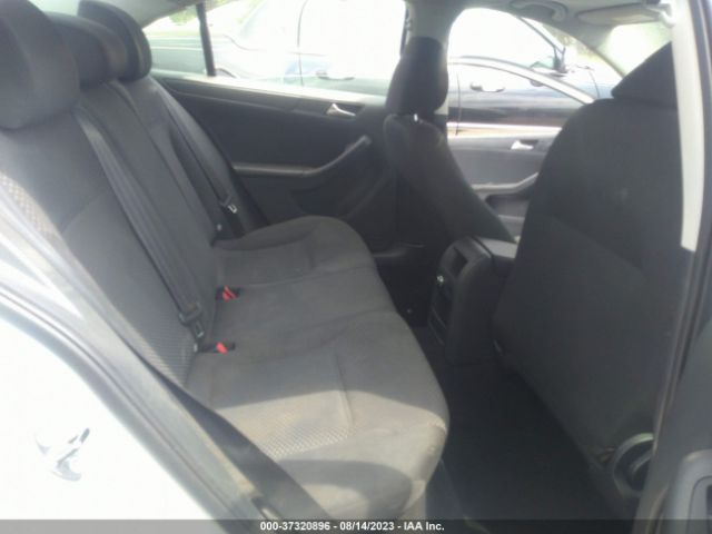 3VW2K7AJXEM355536 Volkswagen Jetta 2.0l S
