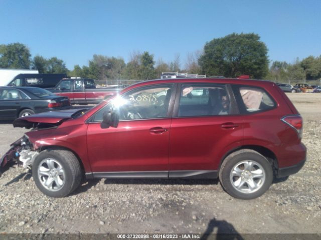 JF2SJAAC7JG498261 Subaru Forester