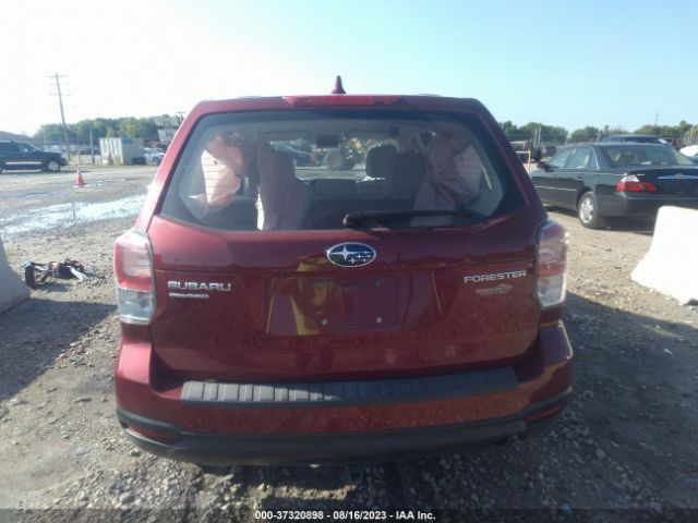 JF2SJAAC7JG498261 Subaru Forester