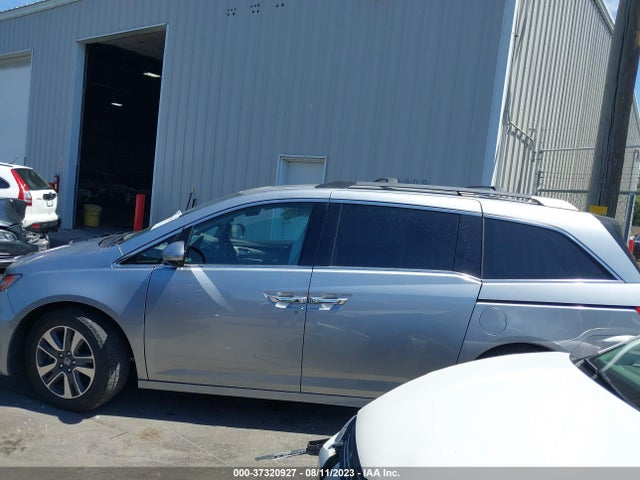 Honda Odyssey Touring 2016 5FNRL5H99GB088802 Image 14