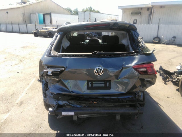 3VV2B7AX2MM010590 Volkswagen Tiguan 2.0t Se R-line Black/2.0t Sel/2.0t Se