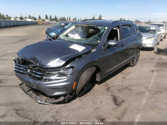 3VV2B7AX2MM010590 Volkswagen Tiguan 2.0t Se R-line Black/2.0t Sel/2.0t Se