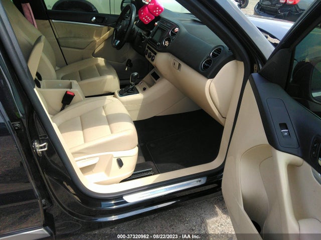 WVGAV7AX9GW080542 Volkswagen Tiguan R-line