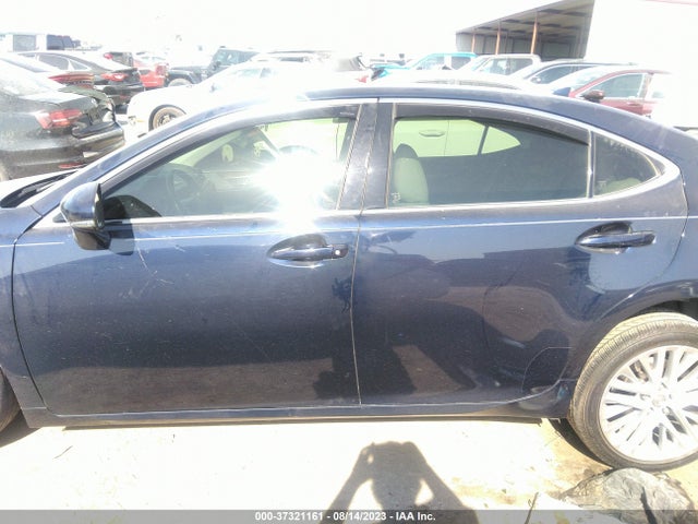 2013 LEXUS ES 350 4DR SDN VIN: JTHBK1GG6D2072003