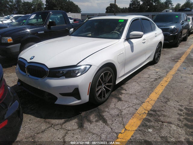 BMW 3 Series 330e 2021 аукцион фото