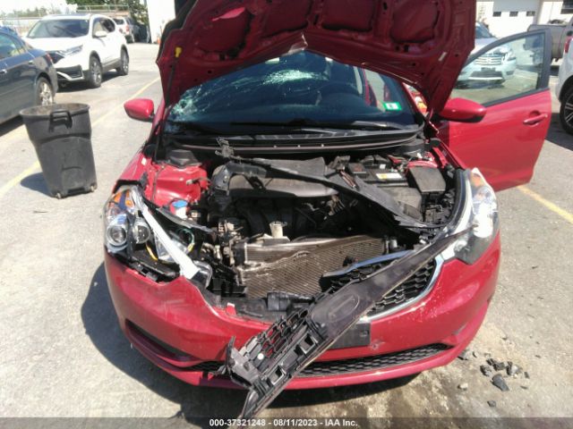 KNAFK4A69G5475624 KIA FORTE LX