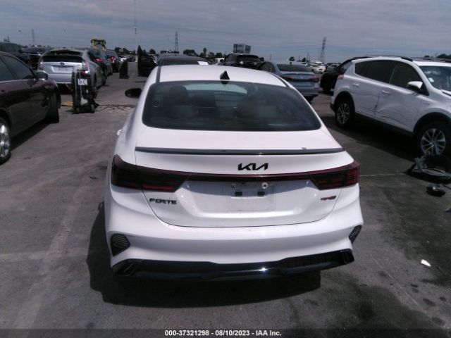 3KPF54AD6PE574477 KIA Forte Gt-line