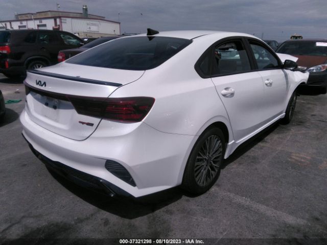 3KPF54AD6PE574477 KIA Forte Gt-line