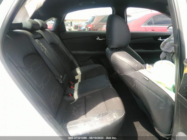 3KPF54AD6PE574477 KIA Forte Gt-line