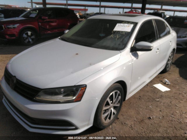 3VWDB7AJ9JM216565 Volkswagen Jetta 1.4t