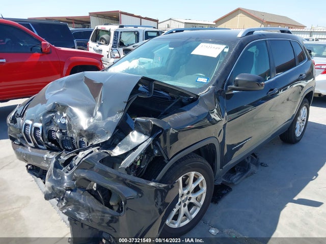 Jeep Cherokee Latitude 2015 1C4PJMCB0FW557836 Image 2