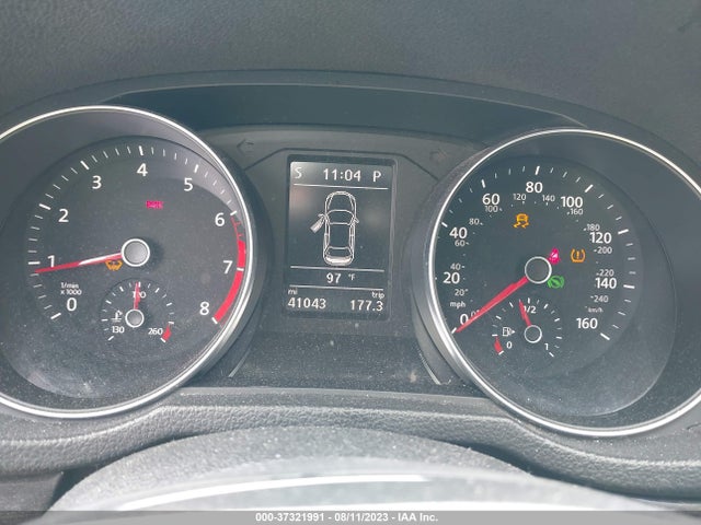 1VWBA7A31JC029432 Volkswagen Passat 2.0t Se