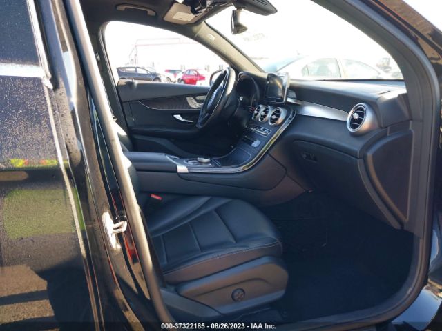 WDC0J4KB2JF346563 Mercedes-Benz Glc Glc 300