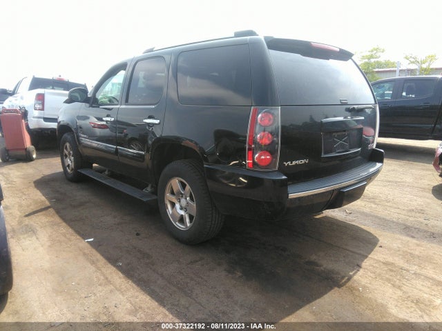 2008 GMC YUKON DENALI VIN: 1GKFK63888J148772