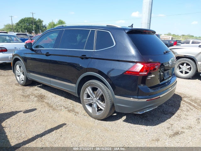 3VV3B7AX0LM010185 Volkswagen Tiguan Se/sel/se R-line Black