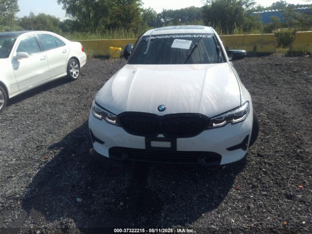 3MW5R7J02N8C22990 BMW 3 Series 330i Xdrive