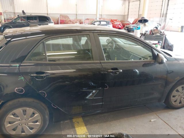 3KPA25AB7KE175805 KIA Rio 5-door S