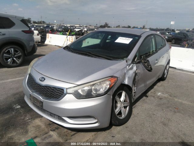 KNAFK4A62F5339964 KIA FORTE LX