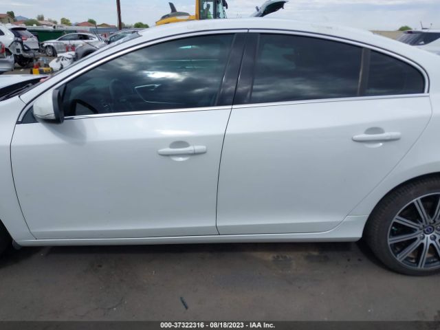 YV126MFD7F1304769 Volvo S60 T5 Drive-e Platinum