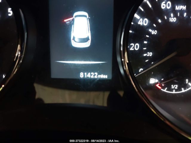 JN8AT2MV0HW018086 Nissan Rogue Sl