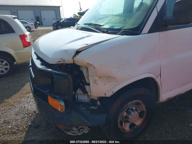 2007 CHEVROLET EXPRESS CARGO VAN VIN: 1GCGG25V571168571