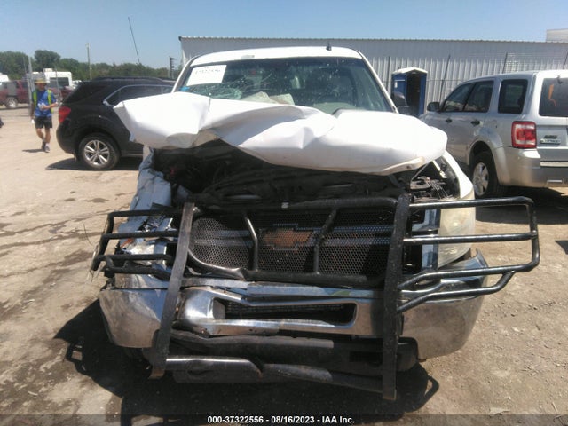 2011 CHEVROLET SILVERADO 2500HD WORK TRUCK VIN: 1GC2KVCG3BZ464701