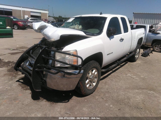 2011 CHEVROLET SILVERADO 2500HD WORK TRUCK VIN: 1GC2KVCG3BZ464701