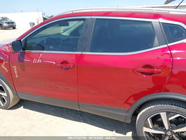 JN1BJ1CW1NW494193 Nissan Rogue Sport Sl