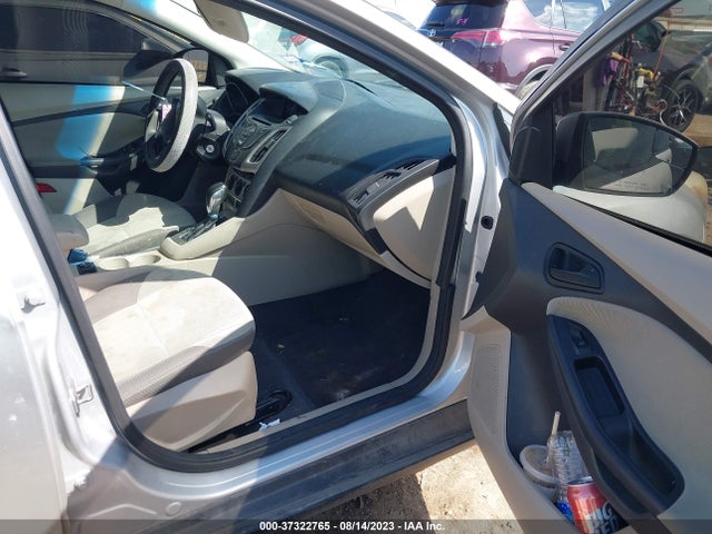 2012 FORD FOCUS SE VIN: 1FAHP3K2XCL148177