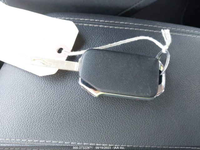 KNDCB3LC4L5428739 KIA NIRO LX