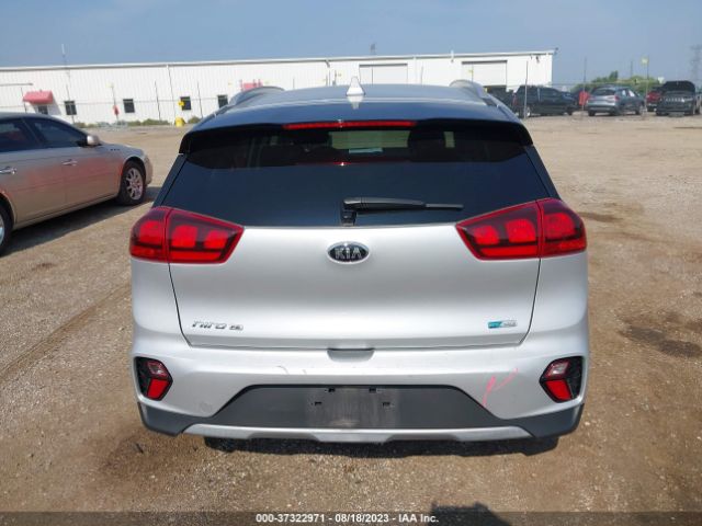 KNDCB3LC4L5428739 KIA NIRO LX