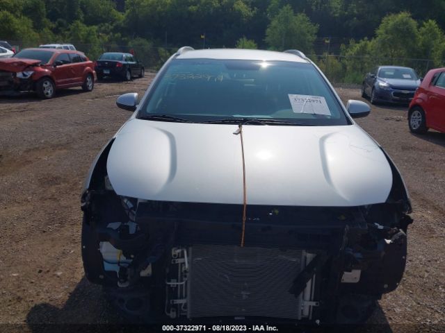 KNDCB3LC4L5428739 KIA NIRO LX