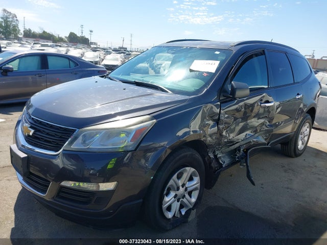 Chevrolet Traverse Ls 2015 1GNKRFED4FJ253541 Image 2
