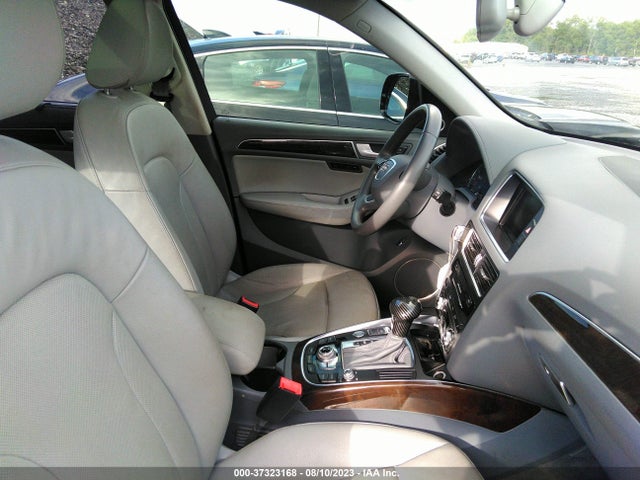 WA1WGAFP8EA070096 Audi Q5 Prestige