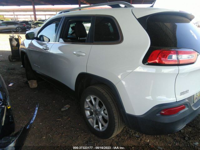 1C4PJLCB2FW683092 Jeep Cherokee Latitude
