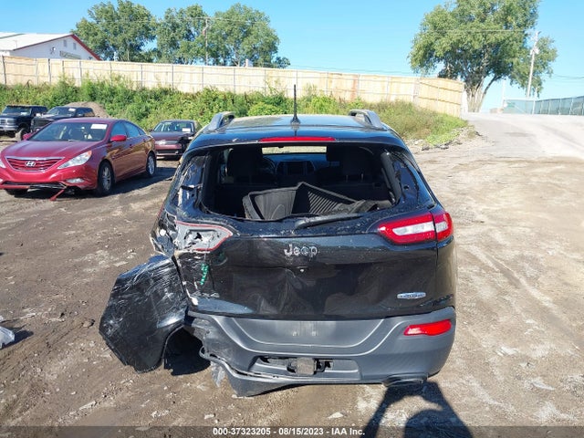 Jeep Cherokee Latitude 2015 1C4PJMCS0FW652672 Image 16