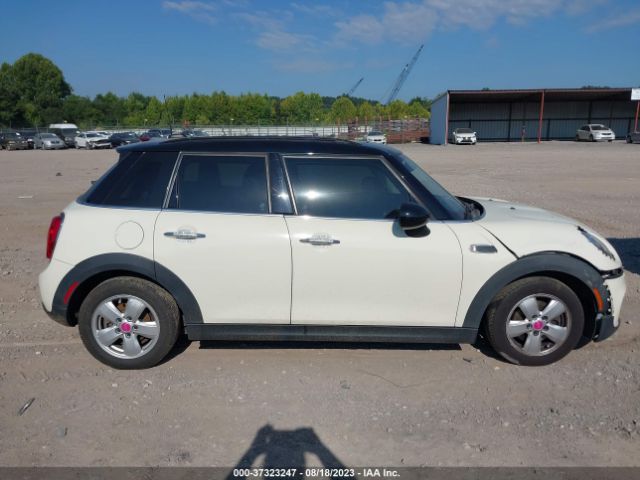 WMWXU1C54H2E18173 Mini Hardtop 4 Door Cooper