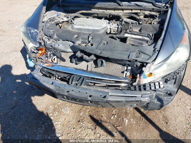 2011 HONDA ACCORD SDN EX-L VIN: 1HGCP3F87BA015200