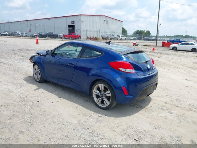Hyundai Veloster Value Edition 2017 KMHTC6AD4HU324805 Image 3