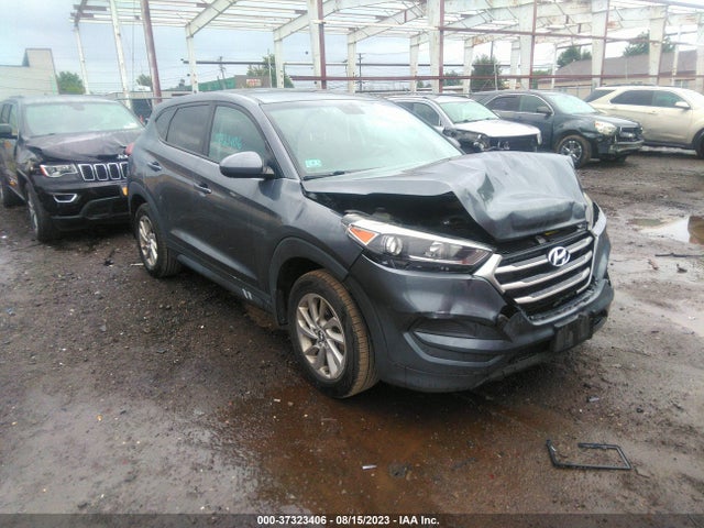 2017 KM8J23A41HU330702 main image