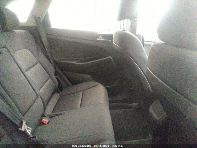 Hyundai TUCSON SE 2017 KM8J23A41HU330702 Image 8