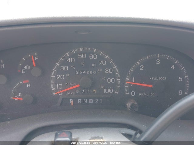 1998 FORD EXPEDITION XLT VIN: 1FMPU18L6WLB30875