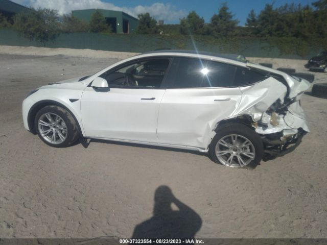 7SAYGDEE4PF755564 Tesla Model Y Long Range