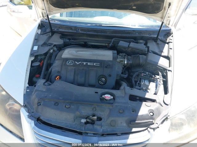 2006 ACURA RL VIN: JH4KB16586C006422