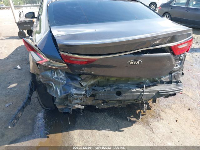 KNALB4J14H5060526 KIA Cadenza Premium