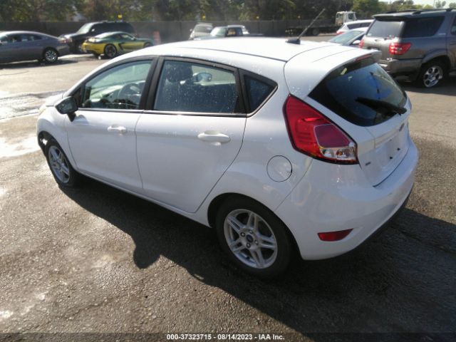 3FADP4EJ5JM126512 Ford FIESTA SE