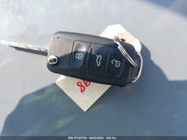 3VWPL7AJ3EM620641 Volkswagen Jetta Sportwagen 2.0l Tdi