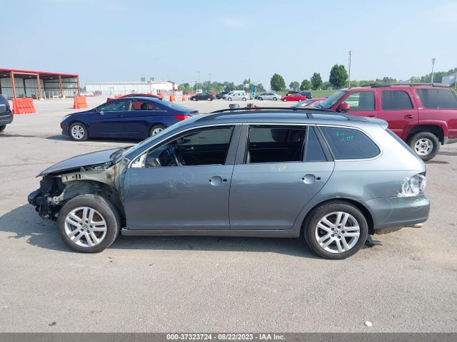 3VWPL7AJ3EM620641 Volkswagen Jetta Sportwagen 2.0l Tdi
