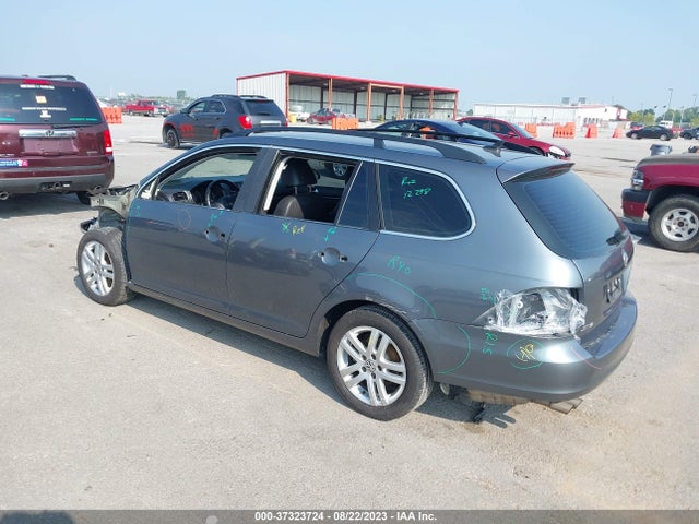 3VWPL7AJ3EM620641 Volkswagen Jetta Sportwagen 2.0l Tdi