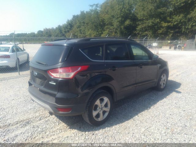 1FMCU0GX4FUC14183 Ford ESCAPE SE
